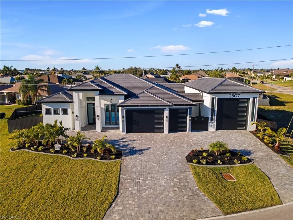 2507 Gleason Pkwy, Cape Coral, FL 33914 Photo