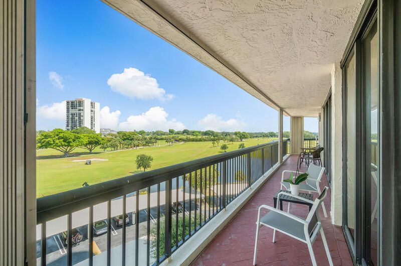 1900 Consulate Place, Unit 406, West Palm Beach, FL 33401 Photo