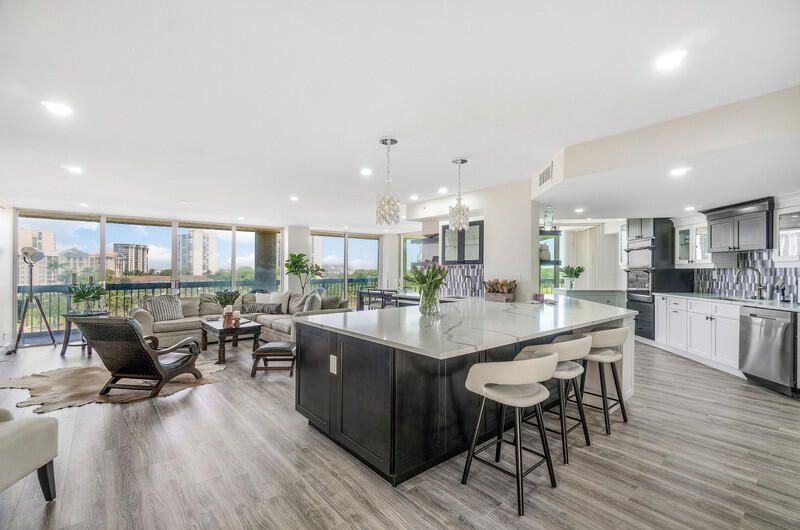 1900 Consulate Place, Unit 406, West Palm Beach, FL 33401 Photo