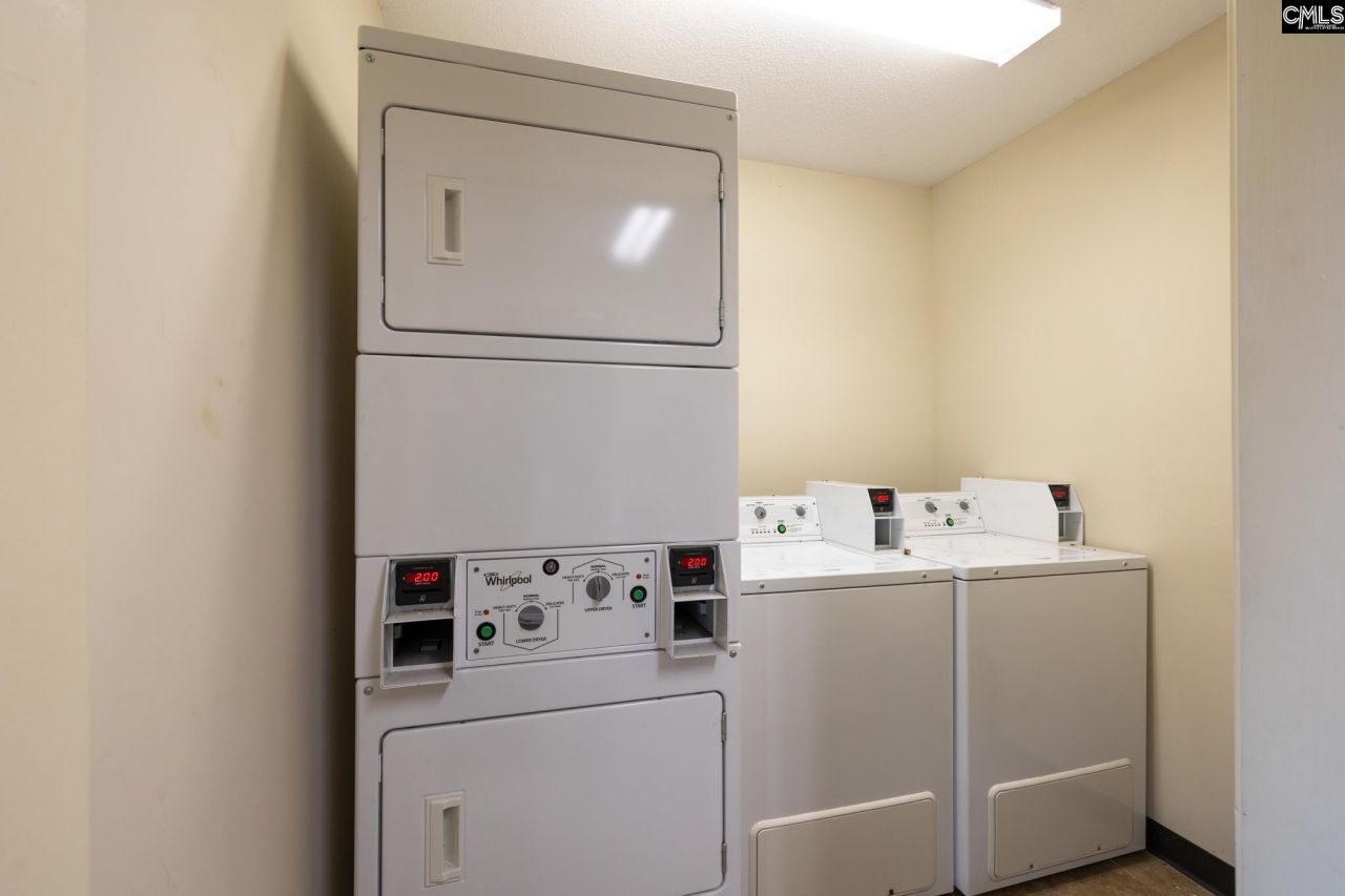 112 Menlo Drive Photo 10