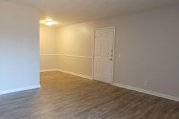 112 Menlo Drive photo 4