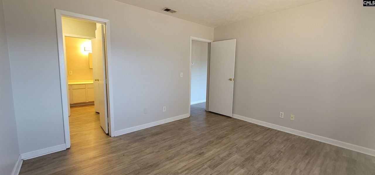 112 Menlo Drive Photo 7