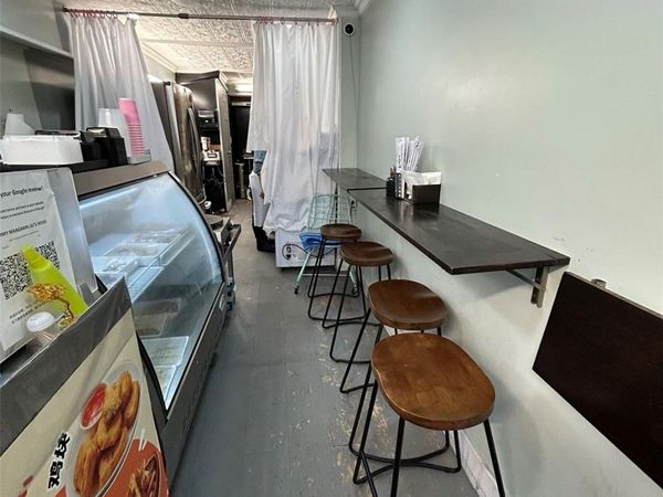 18-33 College Point Blvd, College Point, NY 11356