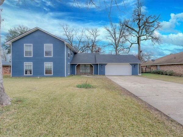 5516 Hickory Ridge Drive, Bossier City, LA 71111