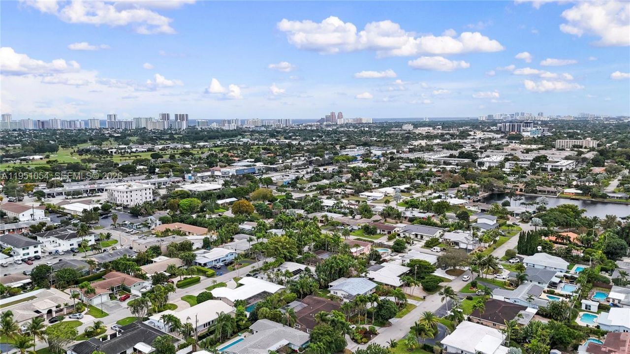 1810 NE 43rd Ct, Oakland Park, FL 33308 Photo