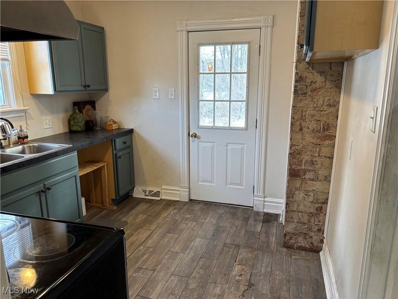 701 E Lincolnway, Minerva, OH 44657 Photo 3