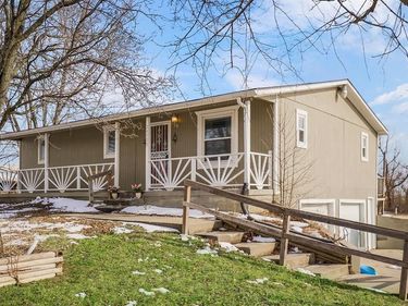 24723 S Old Drum Road, Garden City, MO 64747