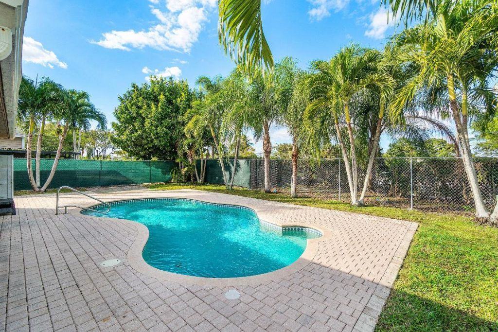 8411 Garden Gate Place, Boca Raton, FL 33433 Photo