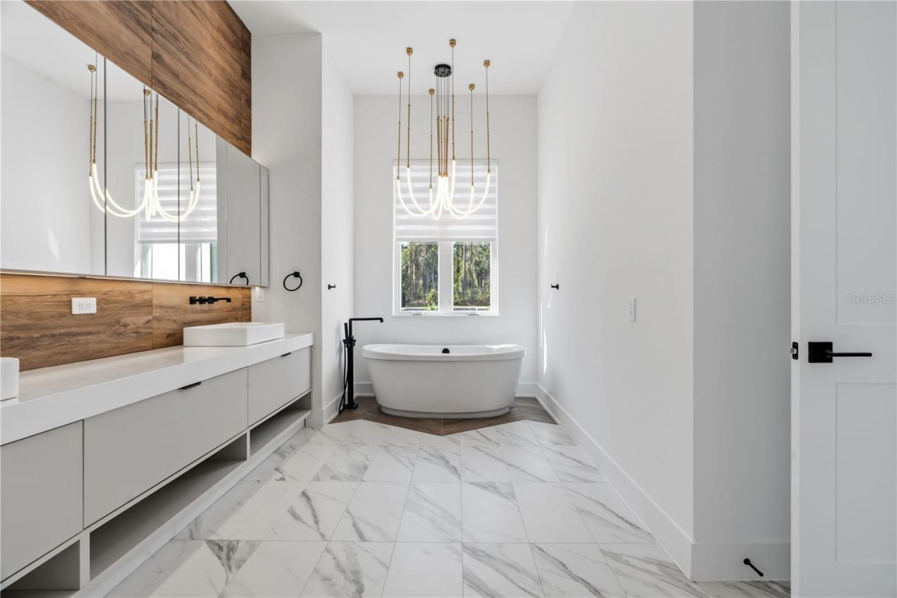 15548 Pendio Drive, Bella Collina, FL 34756 Photo