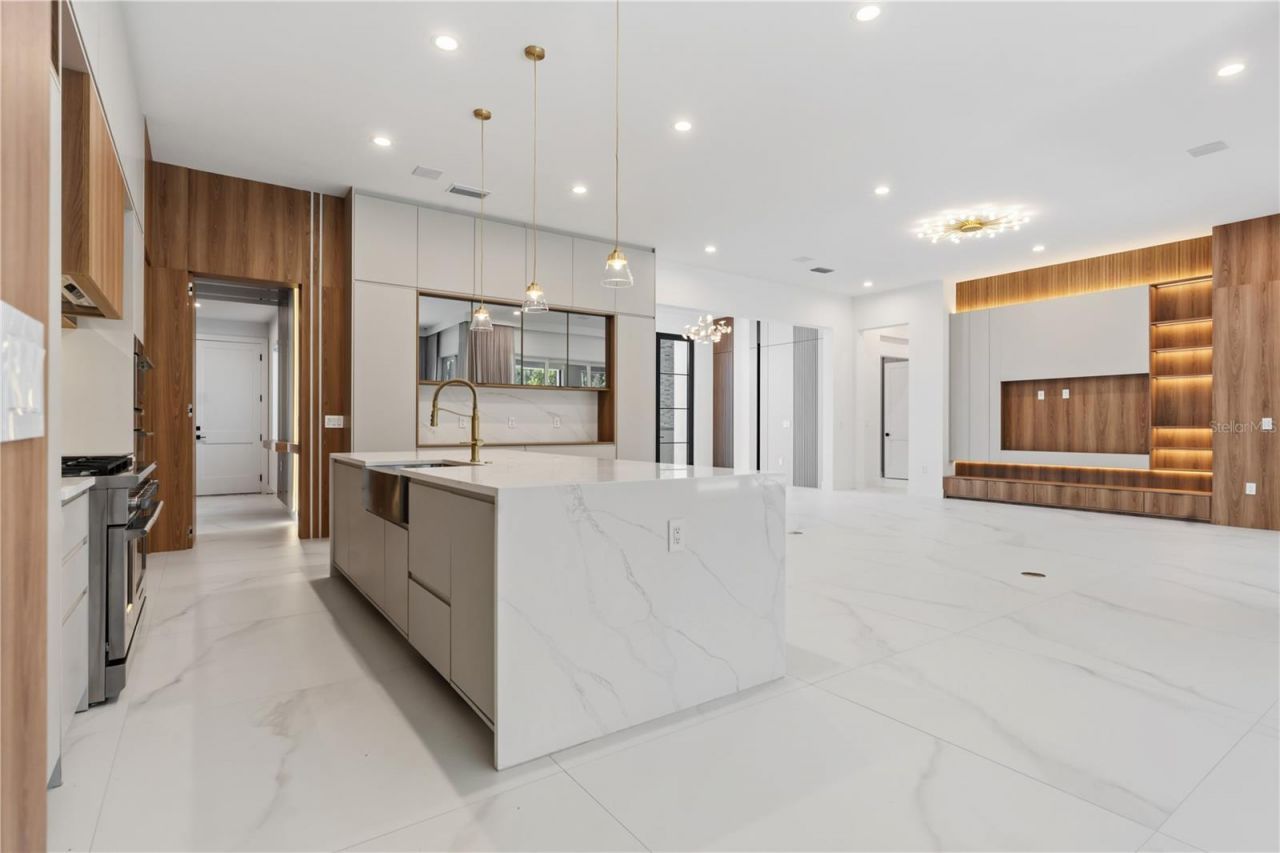 15548 Pendio Drive, Bella Collina, FL 34756 Photo