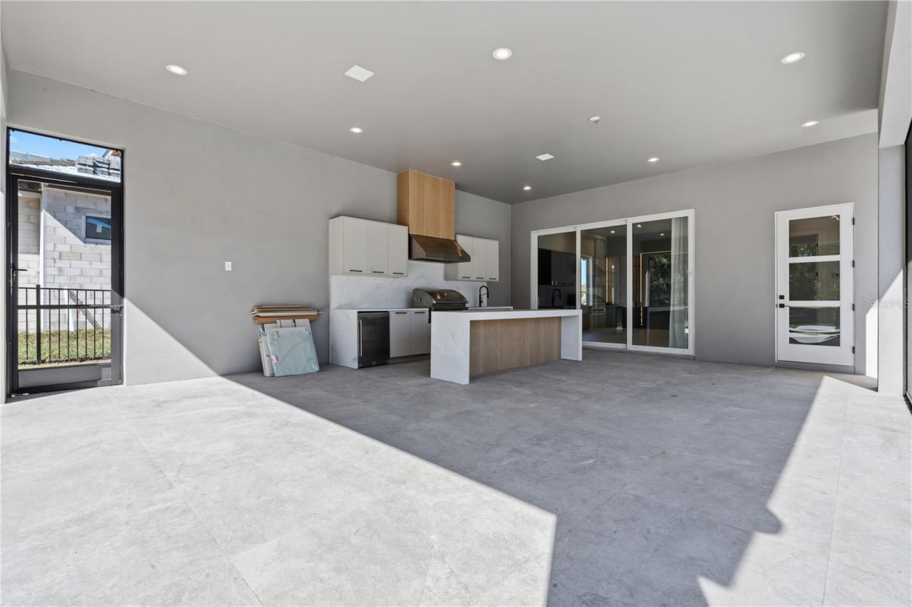 15548 Pendio Drive, Bella Collina, FL 34756 Photo