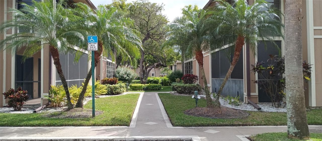 7739 Ashmont Circle, Unit 106, Tamarac, FL 33321 Photo