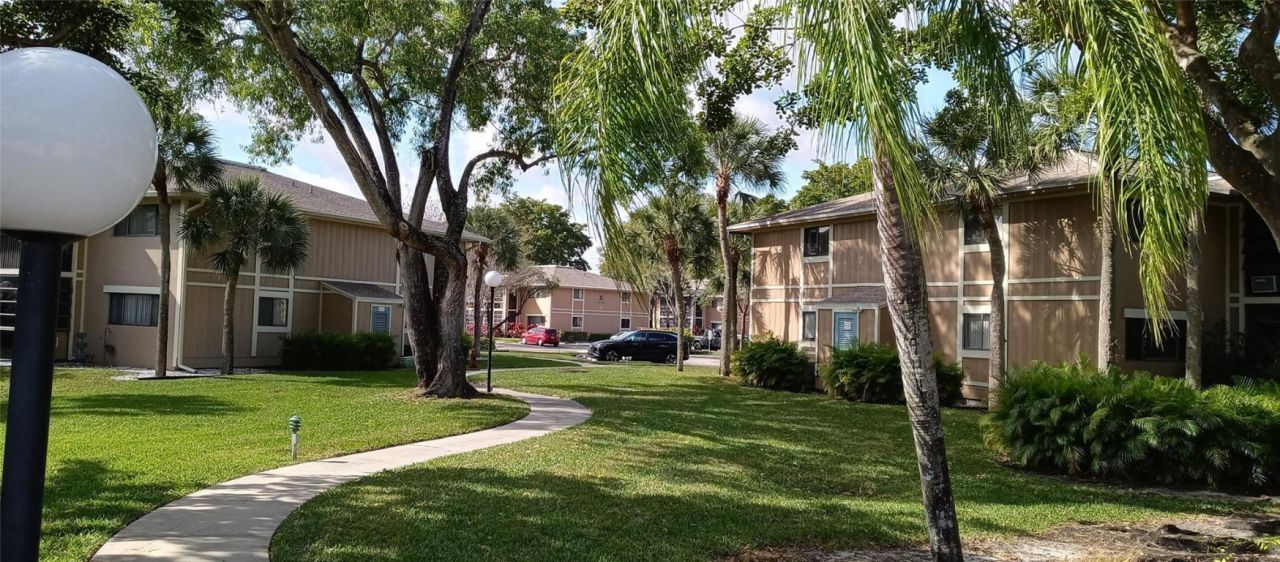 7739 Ashmont Circle, Unit 106, Tamarac, FL 33321 Photo