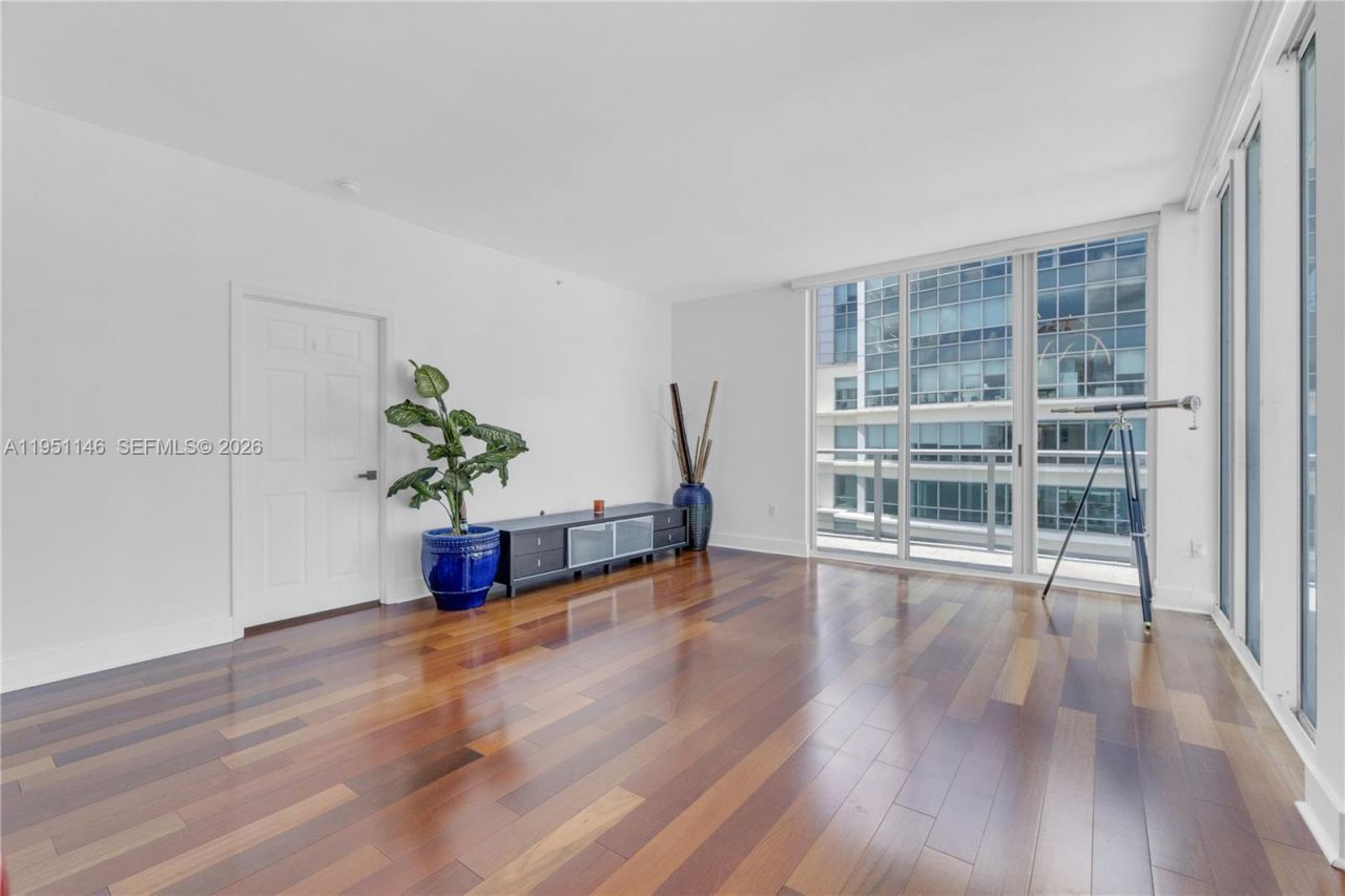 1155 Brickell Bay Dr, Unit PH102, Miami, FL 33131 Photo