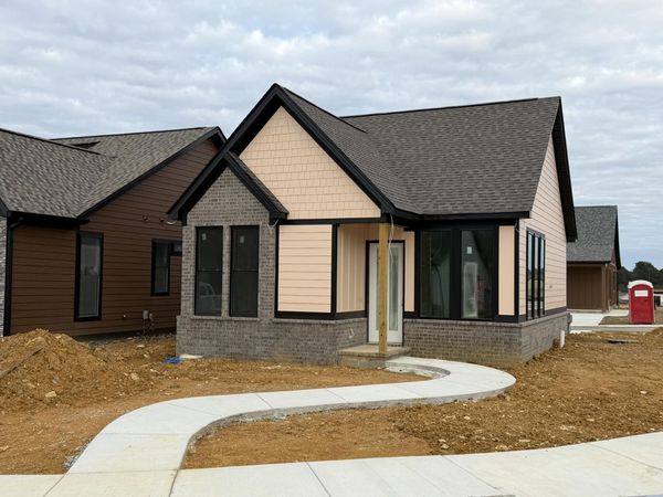 138 Idle Place Circle, Rossville, GA 30741