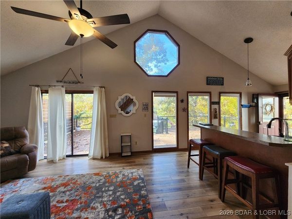 101 Moss Hollow Lane, Camdenton, MO 65020