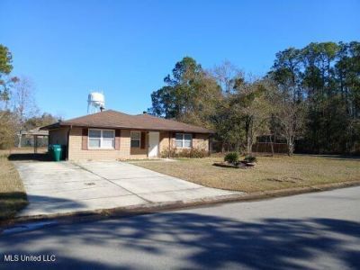 2513 Knox Street, Gulfport, MS 39503 Main Photo