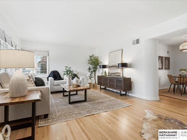 5322 Corby Street, Unit 11, Omaha, NE 68104