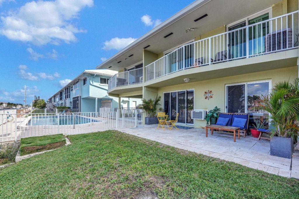 2311 NE 36th Street, Unit 1F, Lighthouse Point, FL 33064 Photo
