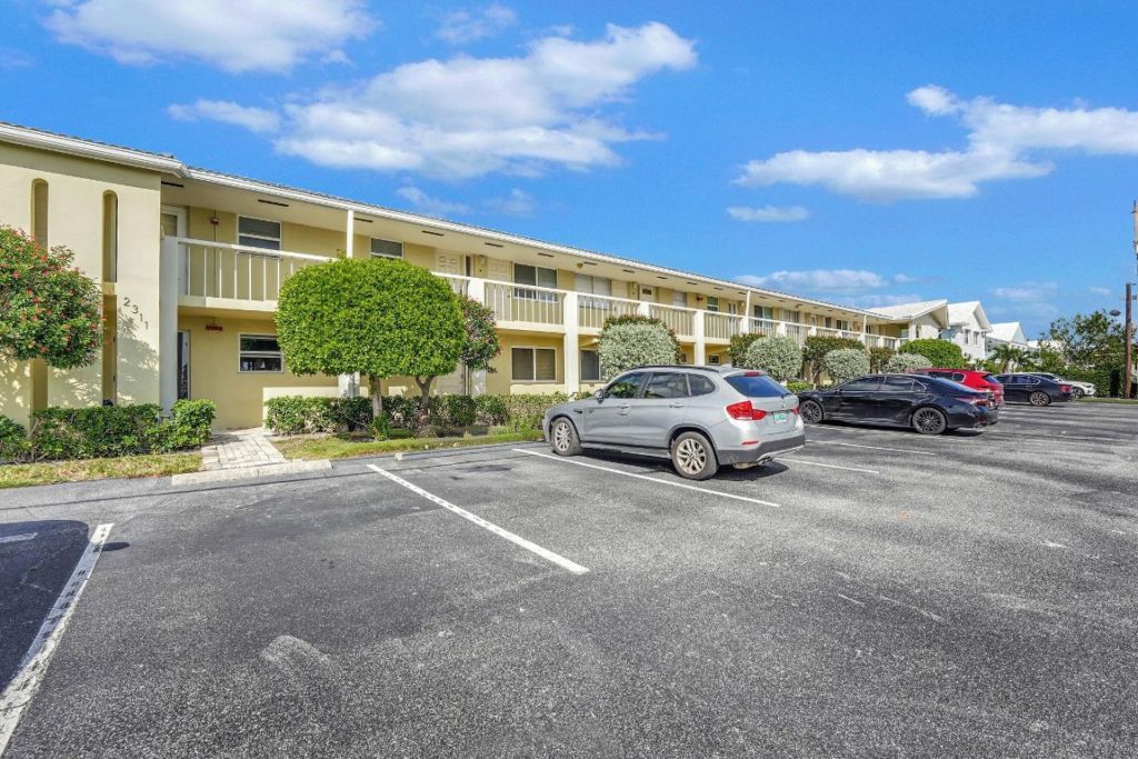 2311 NE 36th Street, Unit 1F, Lighthouse Point, FL 33064 Photo