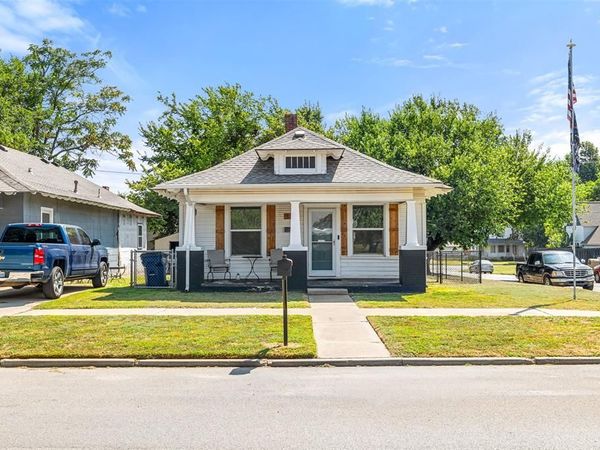 821 S Bickford Avenue, El Reno, OK 73036