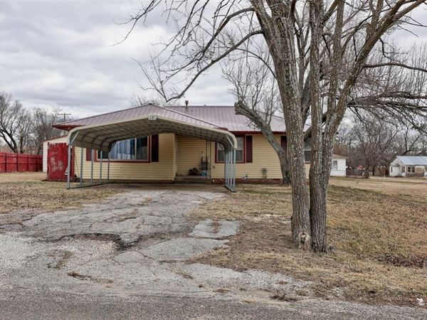 131 S Hyden , Stratford, OK 74872