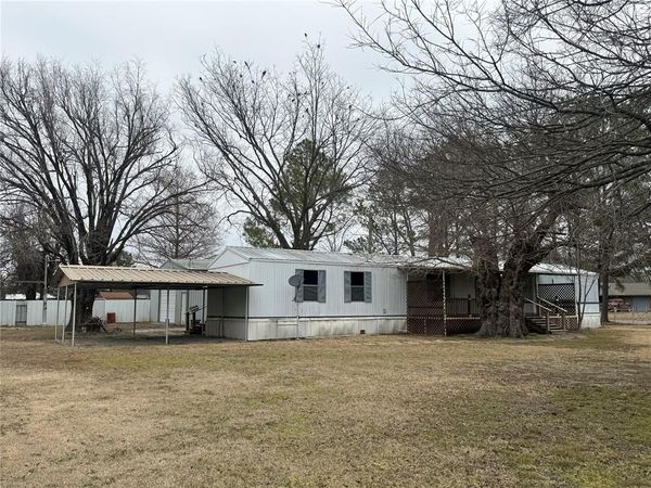 409 W Francis Street, Wetumka, OK 74883