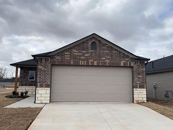 3645 Pete Street, Mustang, OK 73064