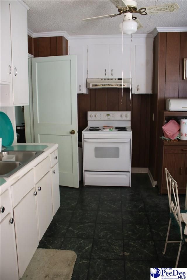 423 Thames St Photo 10