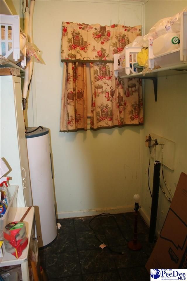 423 Thames St Photo 9