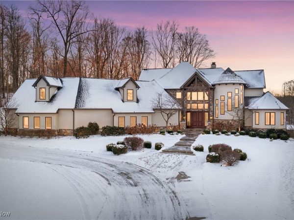 8618 Turnstone Circle NW, Clinton, OH 44216