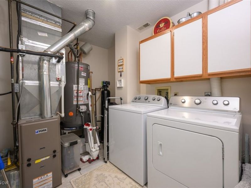 1837 Harbour Circle NW, Unit 18C, Canton, OH 44708 Photo 25