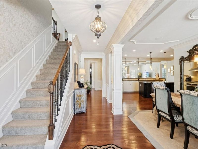 600 Shinnecock Lane, Aurora, OH 44202 Photo 3