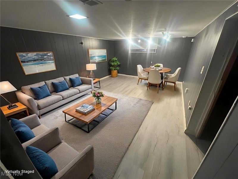 2207 Oaklawn Drive, Parma, OH 44134 Photo 14