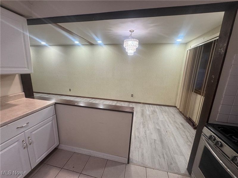 2207 Oaklawn Drive, Parma, OH 44134 Photo 8