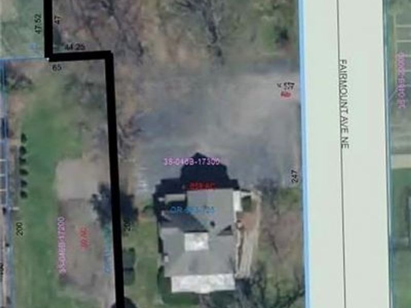 1451 E Market Street, Warren, OH 44483 Photo 2