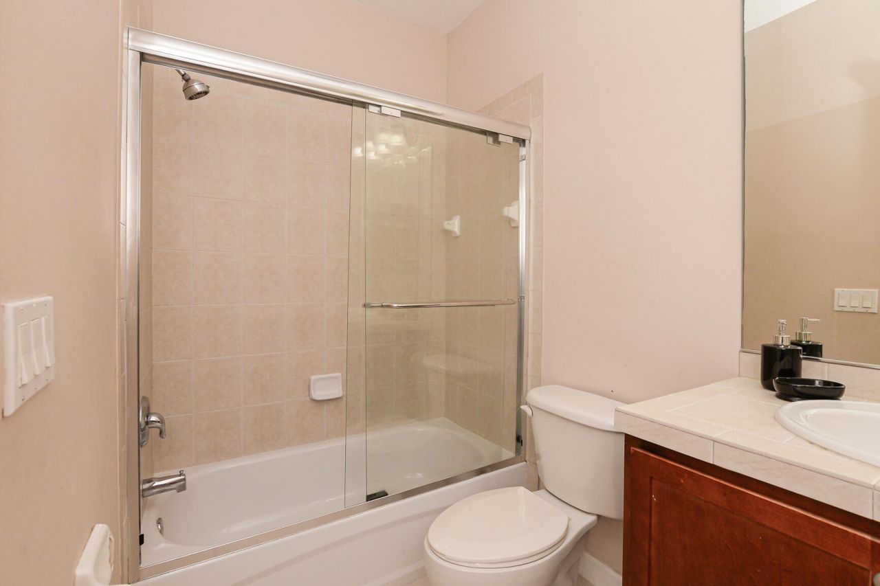 2626 Creekside Drive, Fort Pierce, FL 34981 Photo