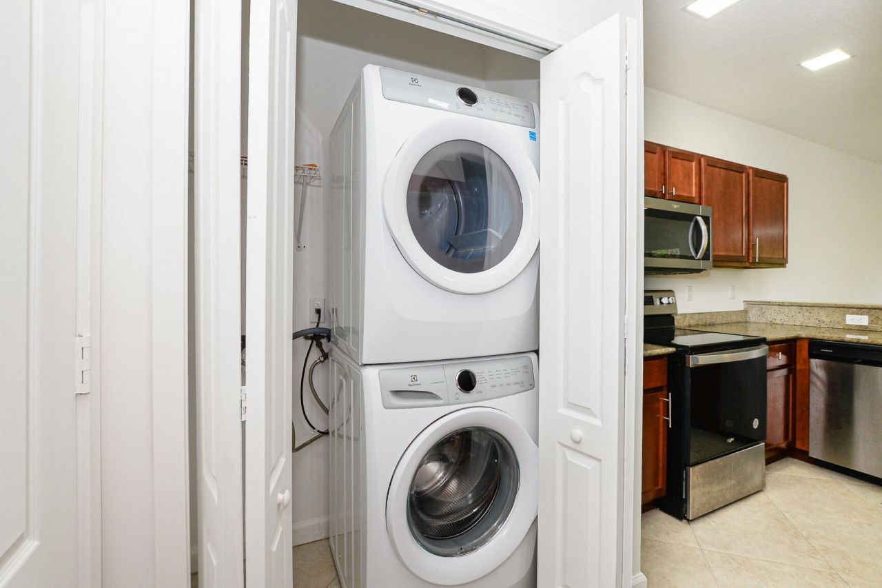 2626 Creekside Drive, Fort Pierce, FL 34981 Photo