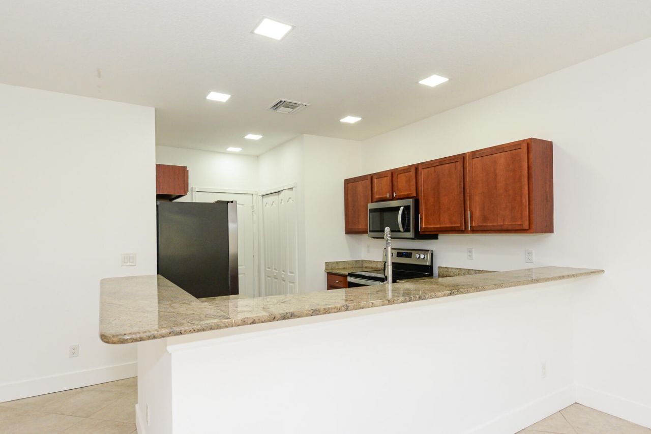 2626 Creekside Drive, Fort Pierce, FL 34981 Photo