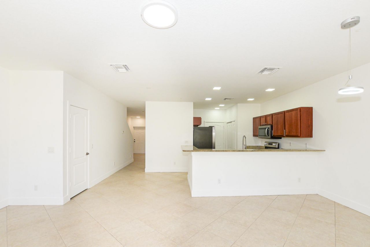 2626 Creekside Drive, Fort Pierce, FL 34981 Photo