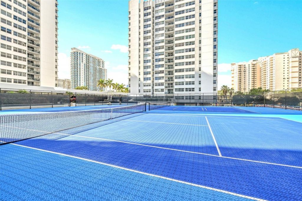 1880 S Ocean Drive, Unit Ts-601, Hallandale Beach, FL 33009 Photo