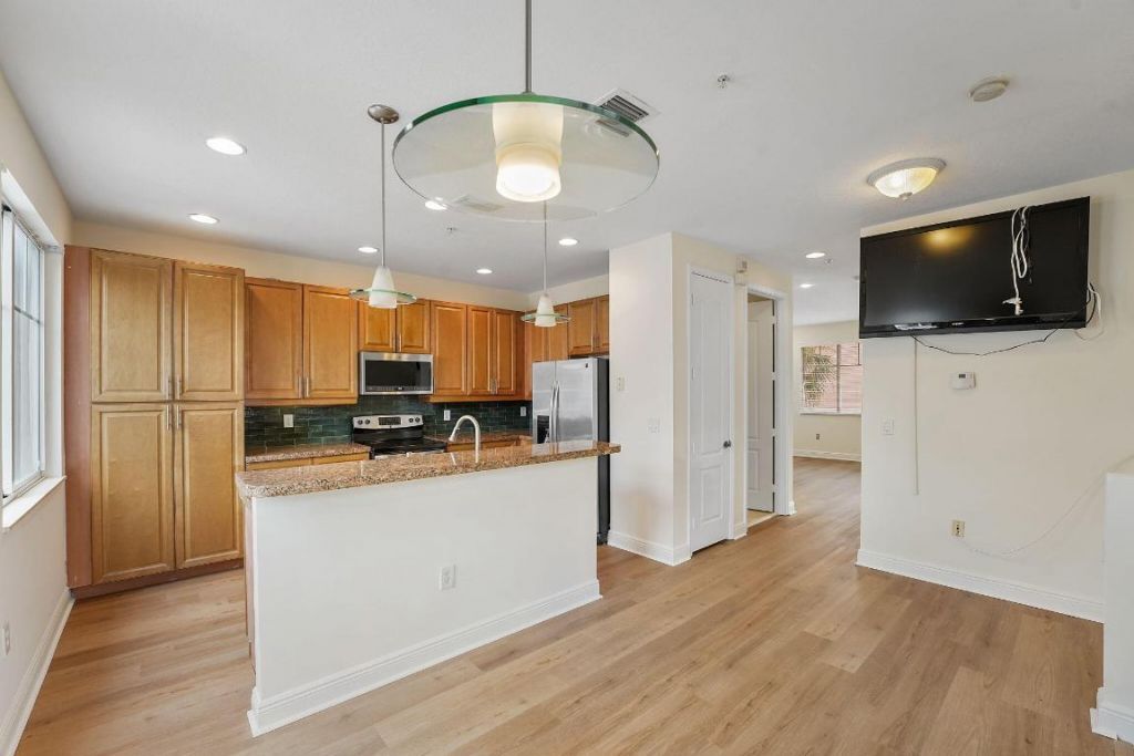 560 NW 39th Circle, Unit 560, Boca Raton, FL 33431 Photo