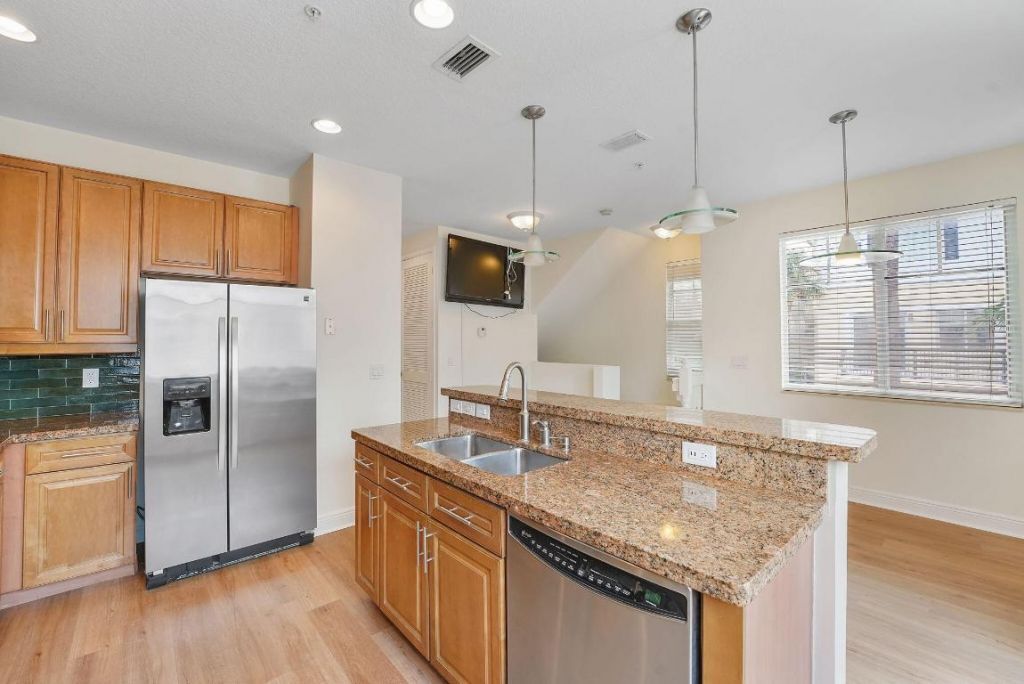 560 NW 39th Circle, Unit 560, Boca Raton, FL 33431 Photo