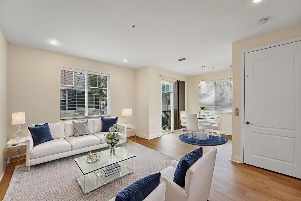 560 NW 39th Circle, Unit 560, Boca Raton, FL 33431 Photo