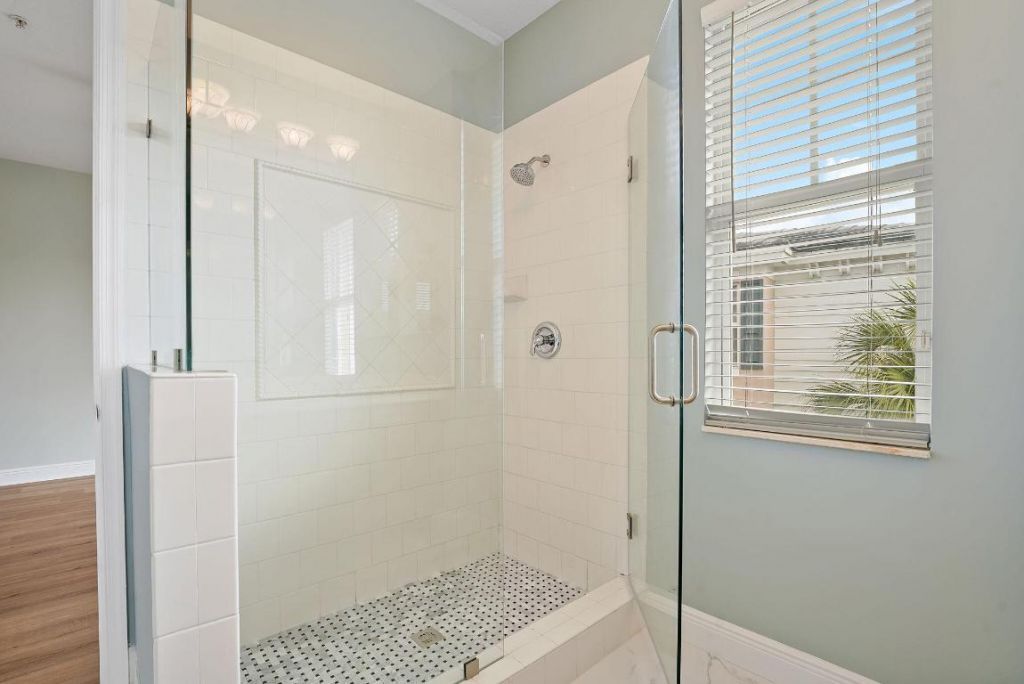 560 NW 39th Circle, Unit 560, Boca Raton, FL 33431 Photo