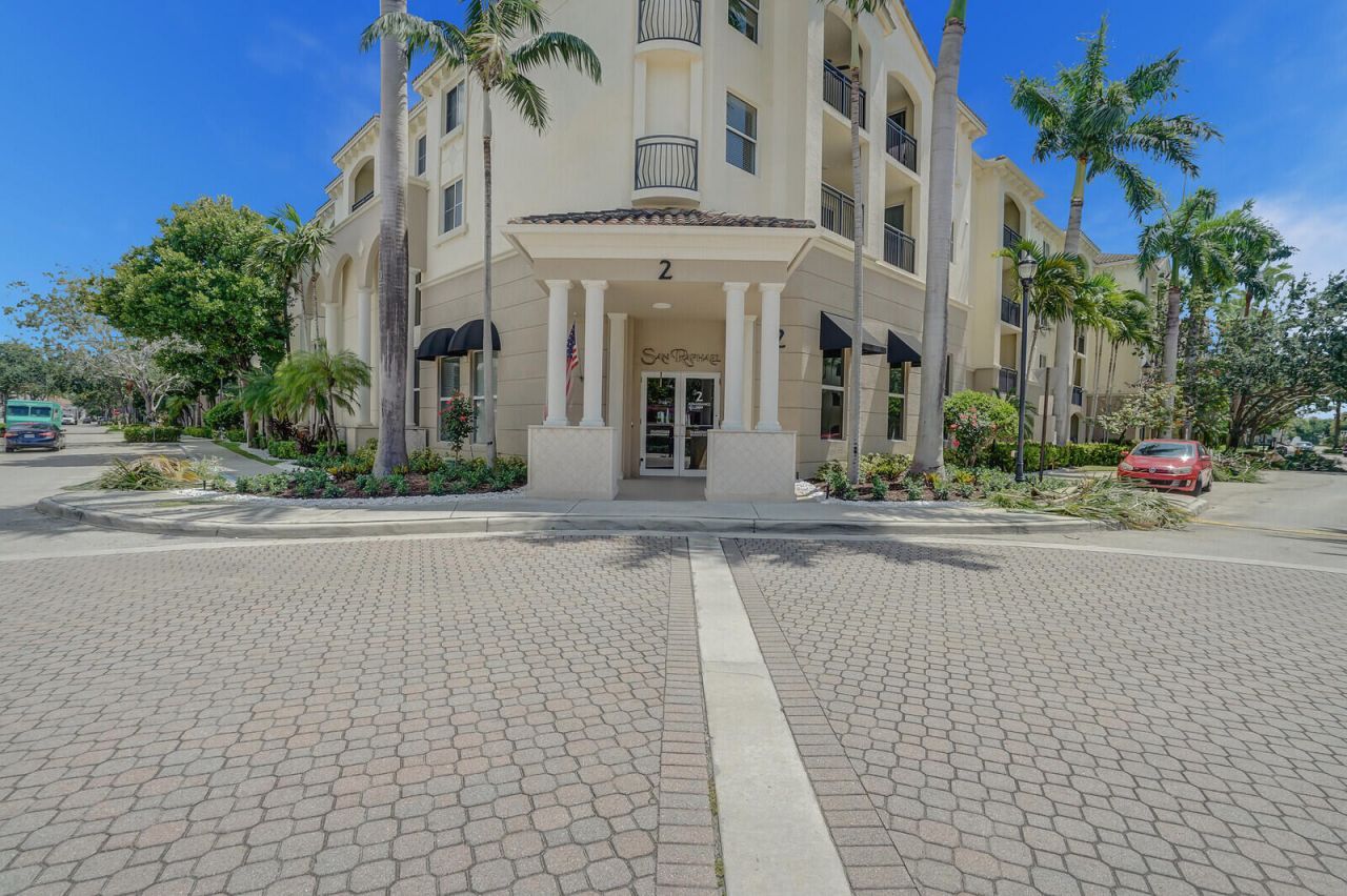 3205 Renaissance Way, Unit 205, Boynton Beach, FL 33426 Photo