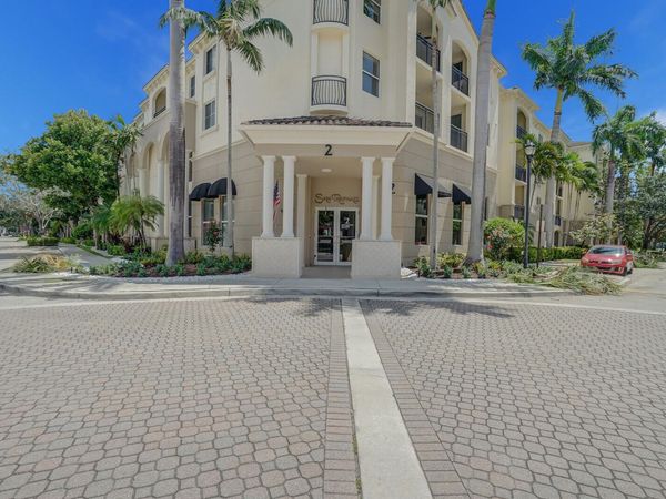 3205 Renaissance Way, Unit 205, Boynton Beach, FL 33426