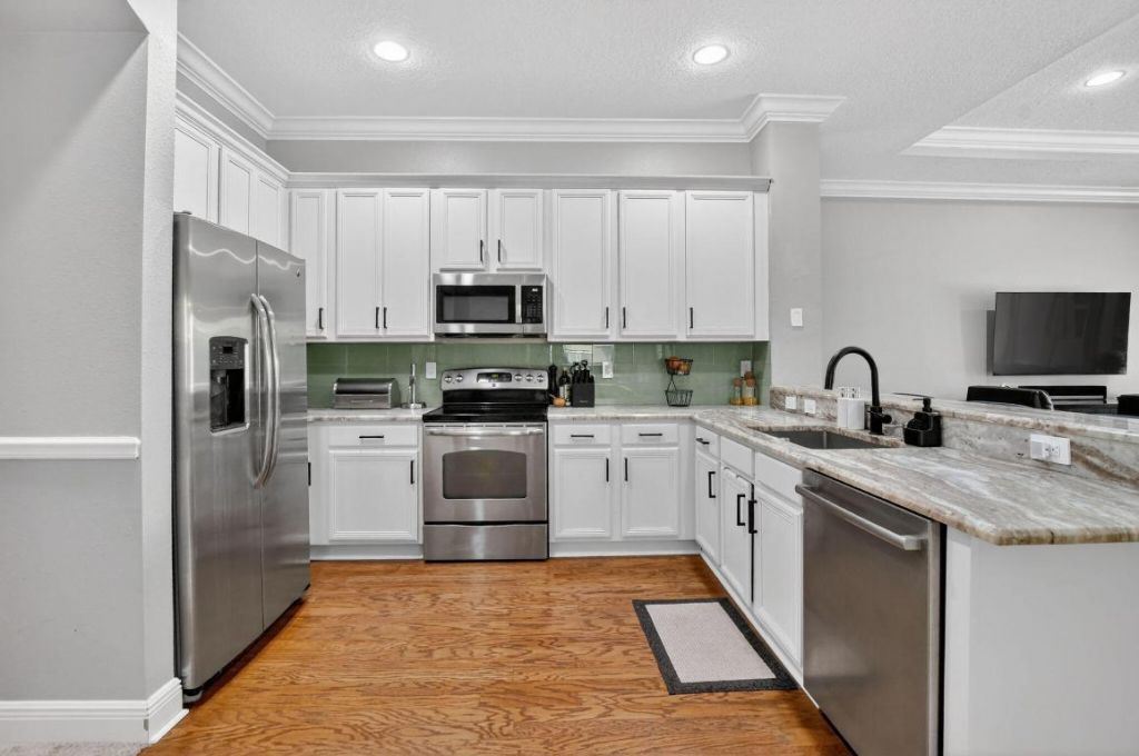 11 Lake Eden Drive, Boynton Beach, FL 33435 Photo