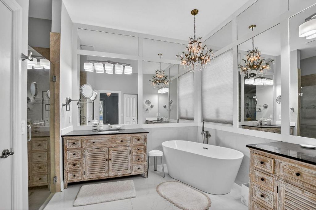 11 Lake Eden Drive, Boynton Beach, FL 33435 Photo