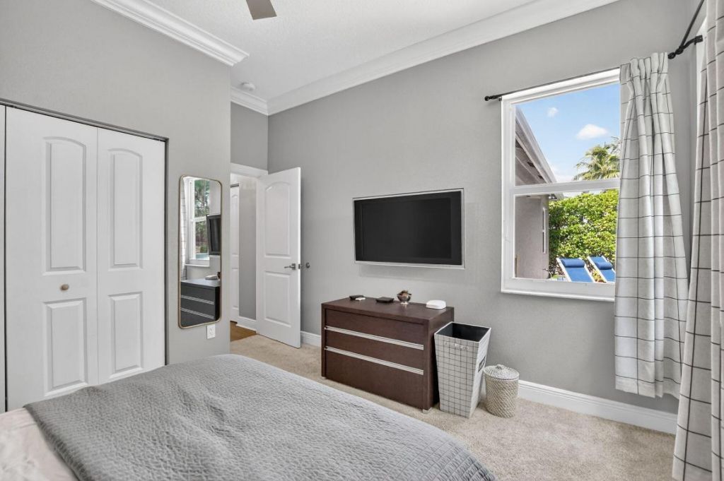 11 Lake Eden Drive, Boynton Beach, FL 33435 Photo